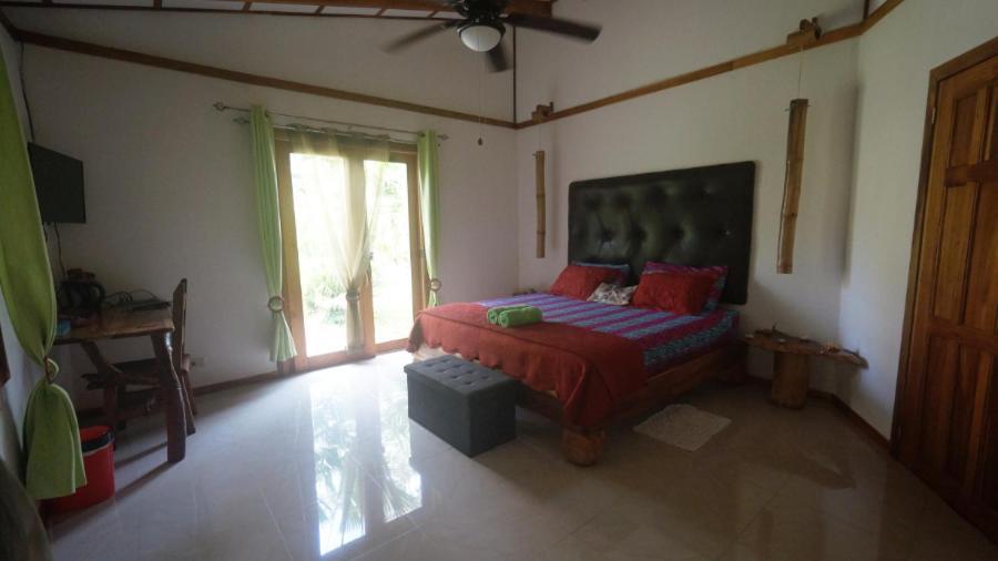 Casa De Los Amigos Caribena Cahuita Εξωτερικό φωτογραφία