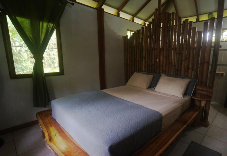 Casa De Los Amigos Caribena Cahuita Εξωτερικό φωτογραφία