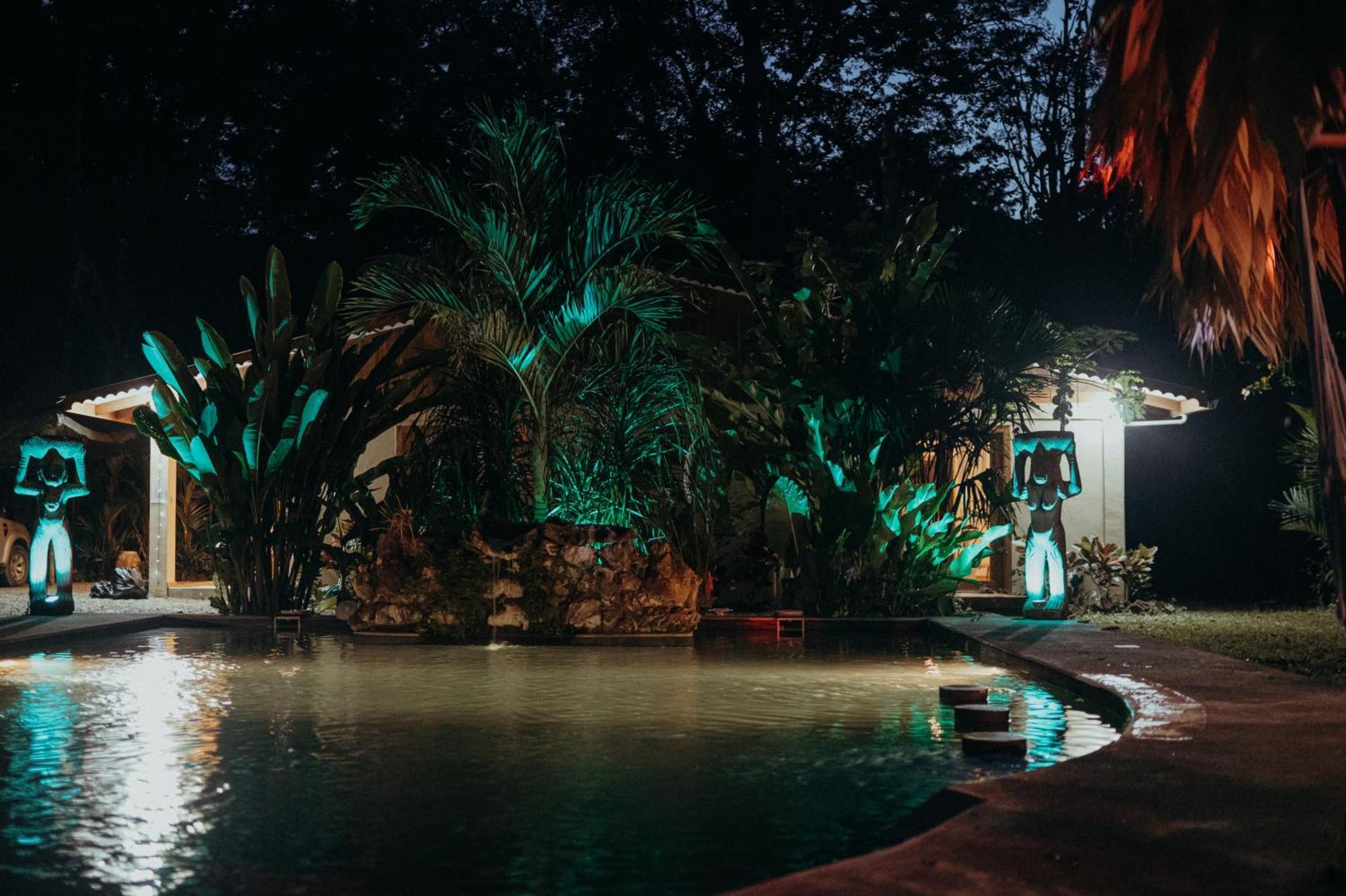 Casa De Los Amigos Caribena Cahuita Εξωτερικό φωτογραφία